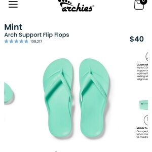 Archie’s flip flop in mint size 8